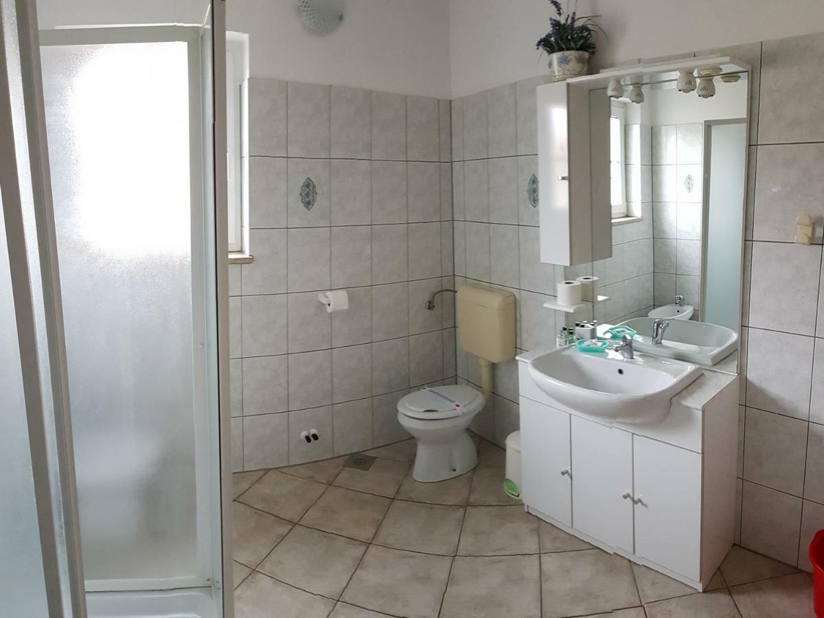 Villa Noela Пула Екстериор снимка