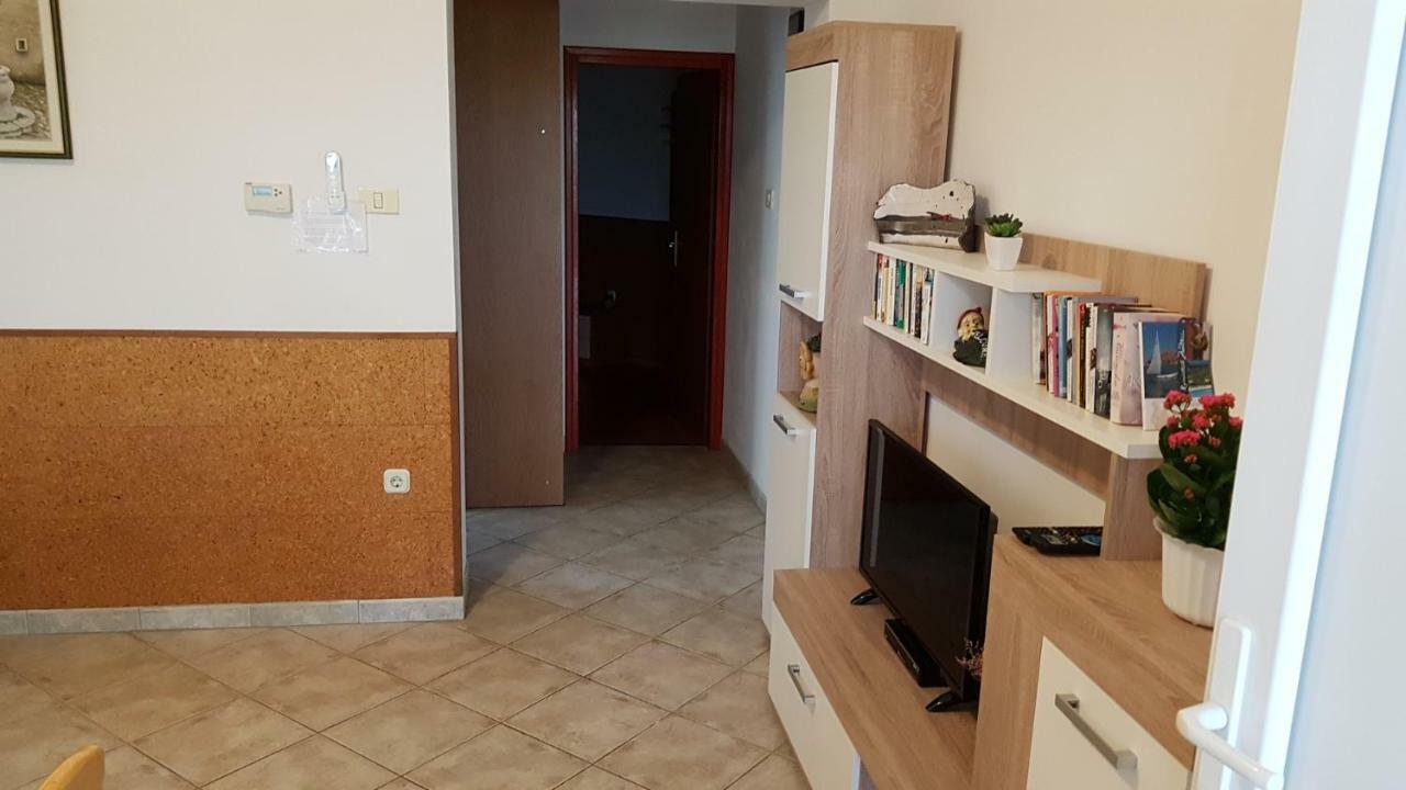 Villa Noela Пула Екстериор снимка