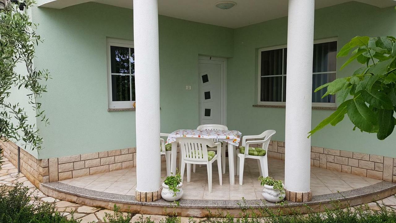 Villa Noela Пула Екстериор снимка