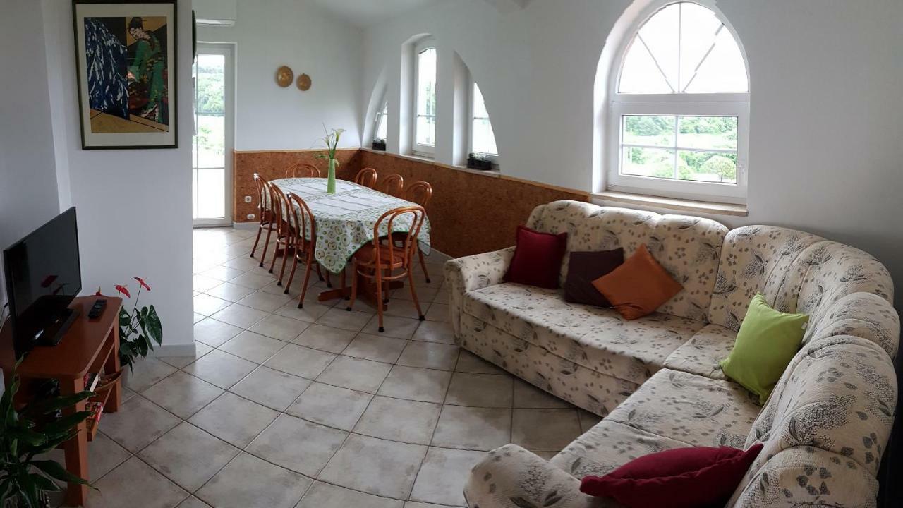 Villa Noela Пула Екстериор снимка